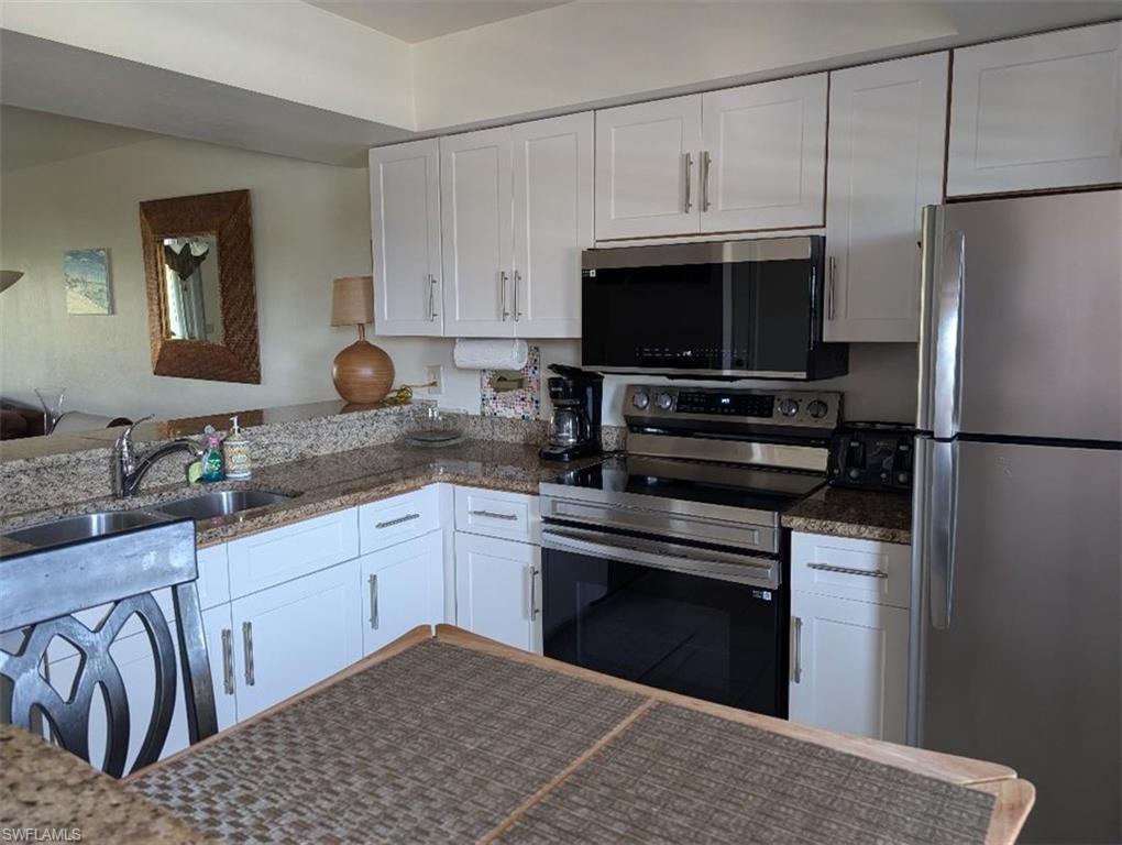 719 SW 47th TER 202