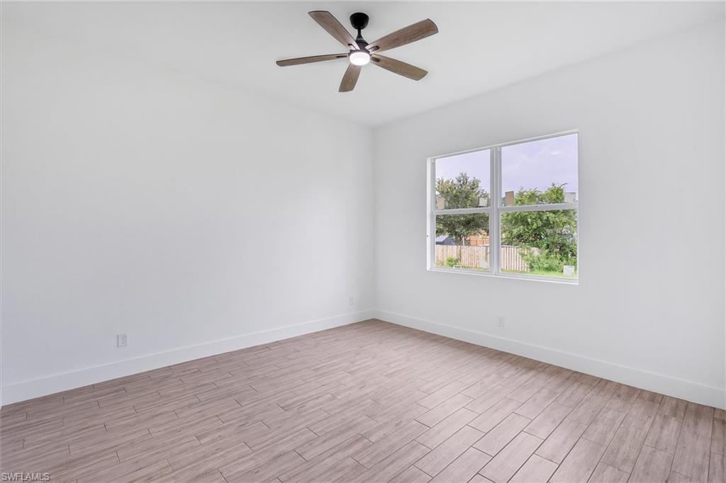2503 Tena AVE N photo 17