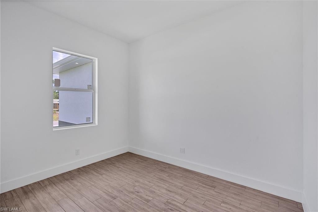 2503 Tena AVE N photo 16