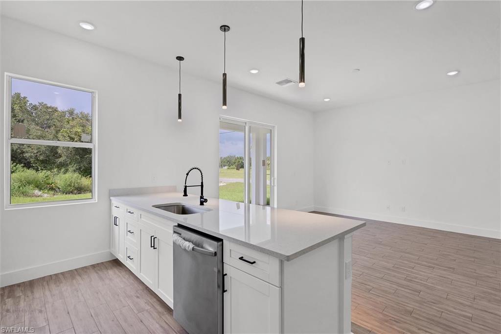 2503 Tena AVE N photo 14
