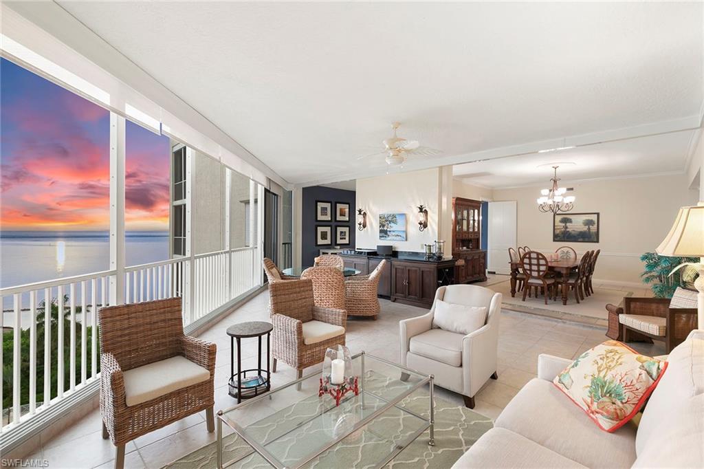 5000 Royal Marco WAY 831 photo 13