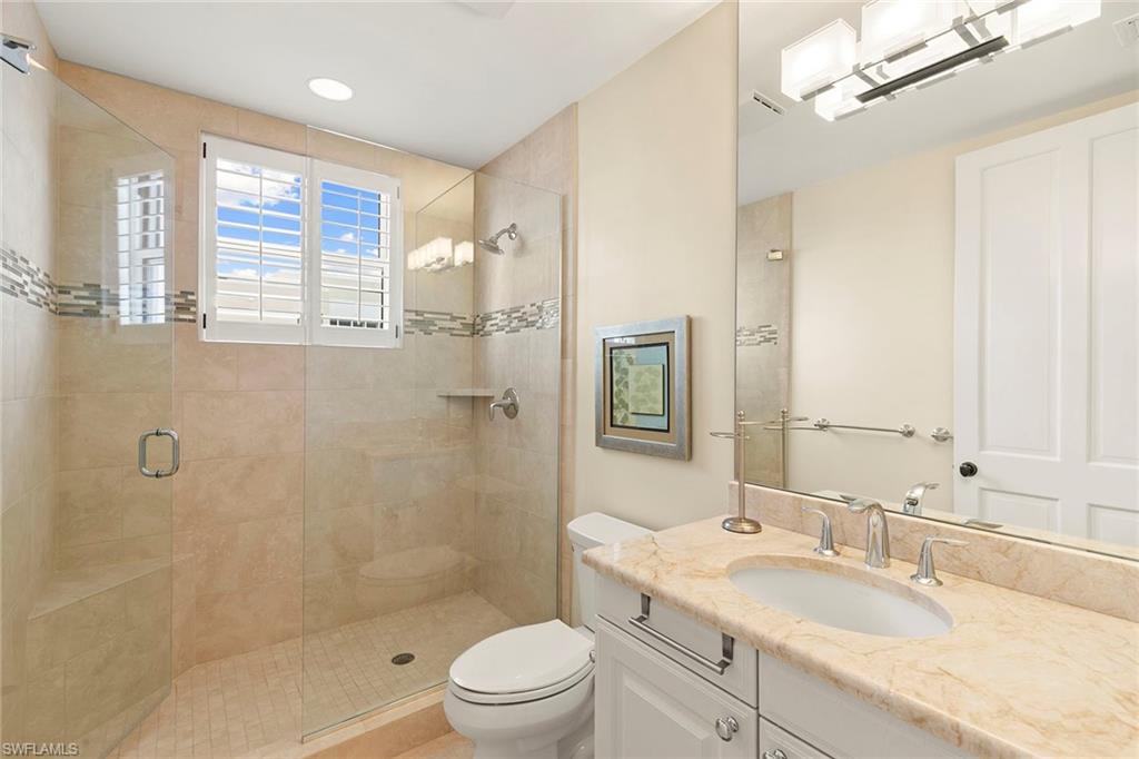 5000 Royal Marco WAY 831 photo 30