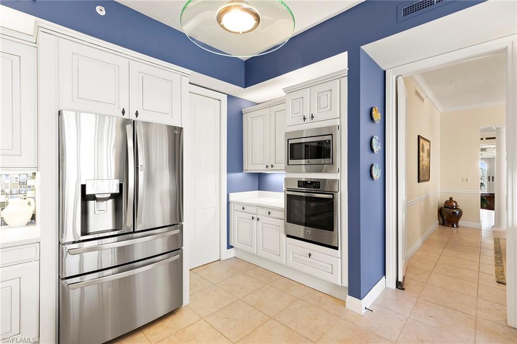 5000 Royal Marco WAY 831 photo 19