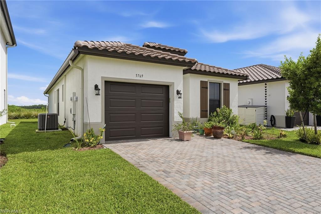 5769 Cassidy LN