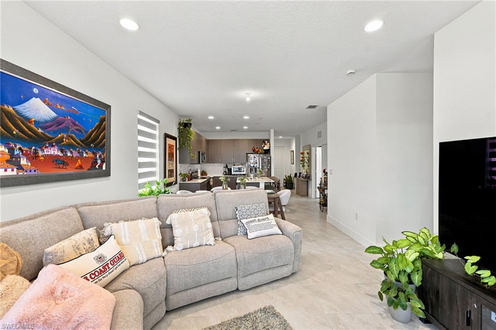 5769 Cassidy LN photo 10