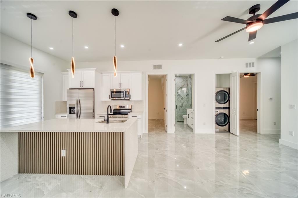3415 Judy AVE N photo 11