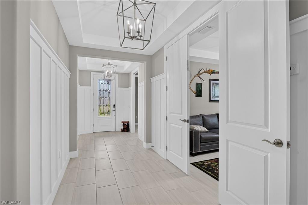 17624 Kinzie LN photo 11