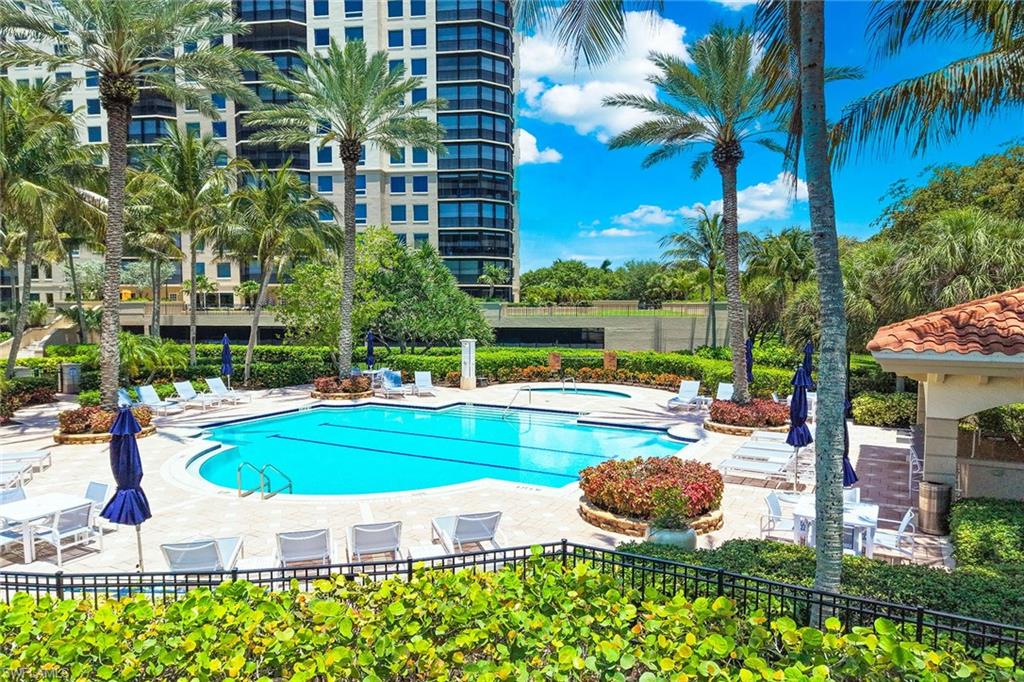 23650 Via Veneto BLVD 1403 photo 41