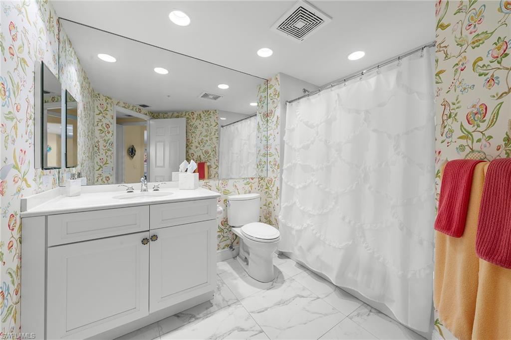 23650 Via Veneto BLVD 1403 photo 25