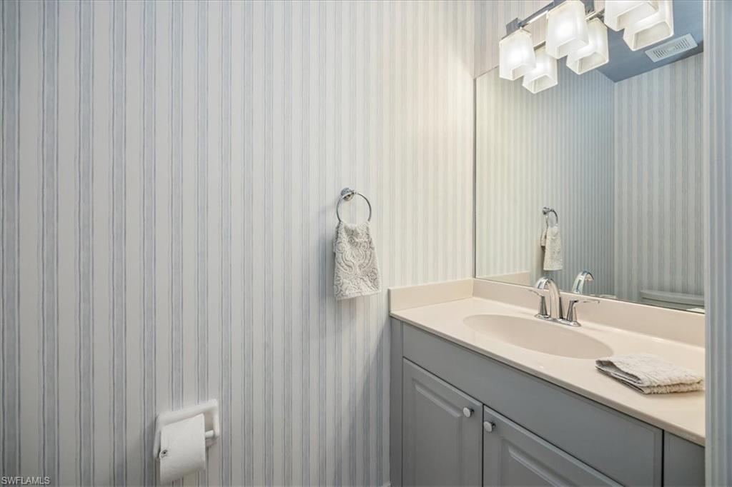 700 Bentwater CIR 104 photo 12