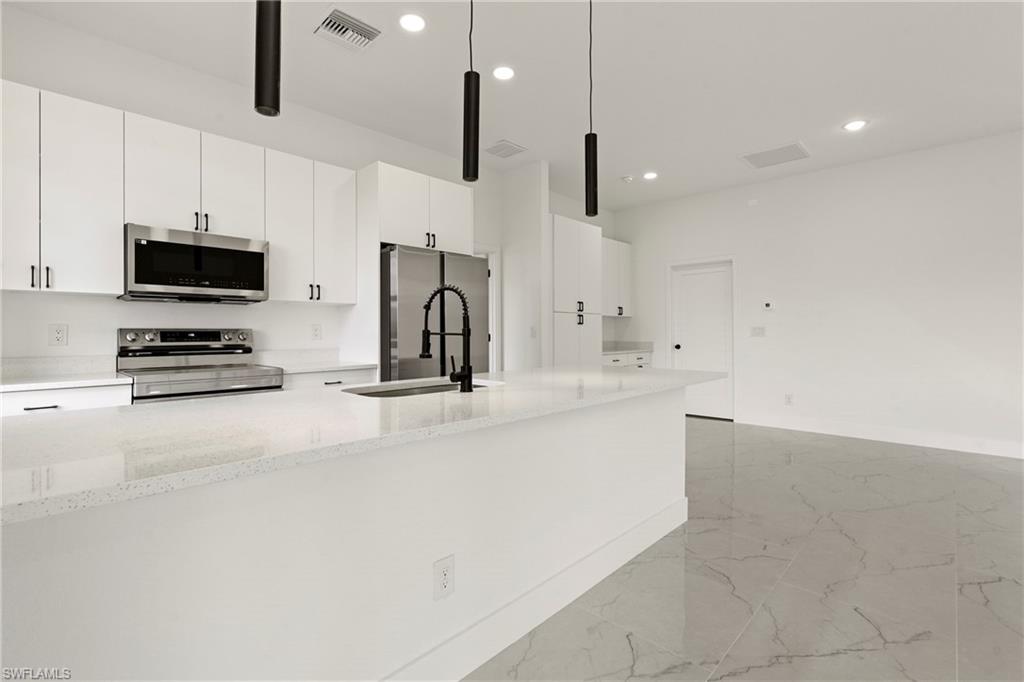 2609 45th ST W photo 6