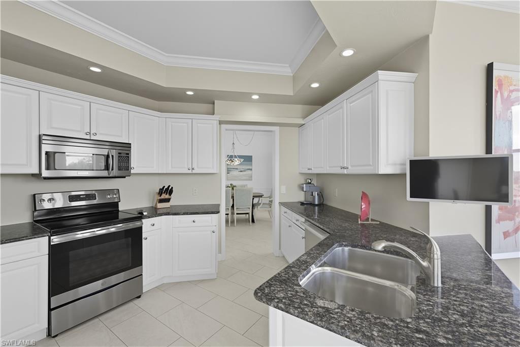 7040 Pelican Bay BLVD 401 photo 14