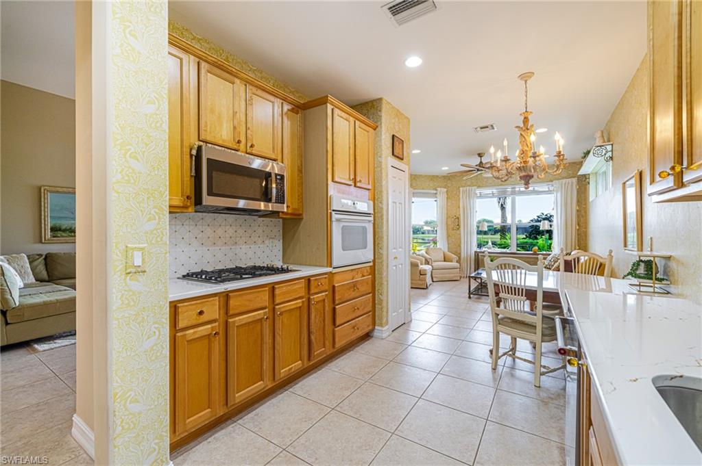 10523 Bella Vista DR photo 30