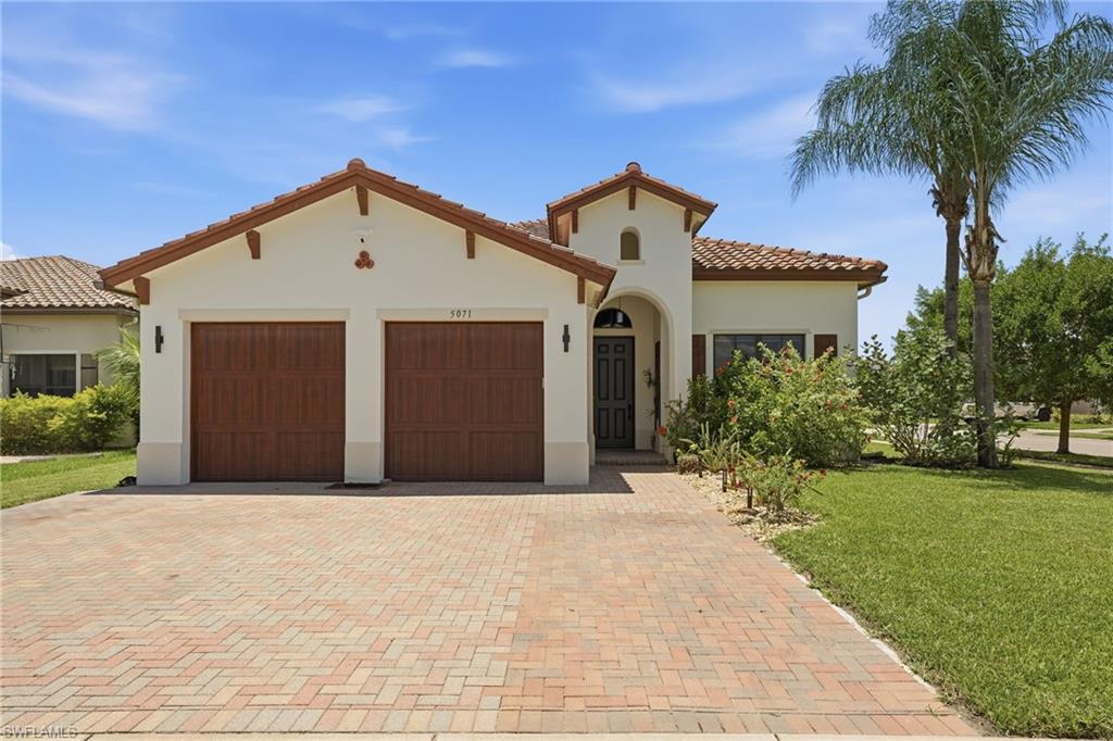 5071 Monza CT