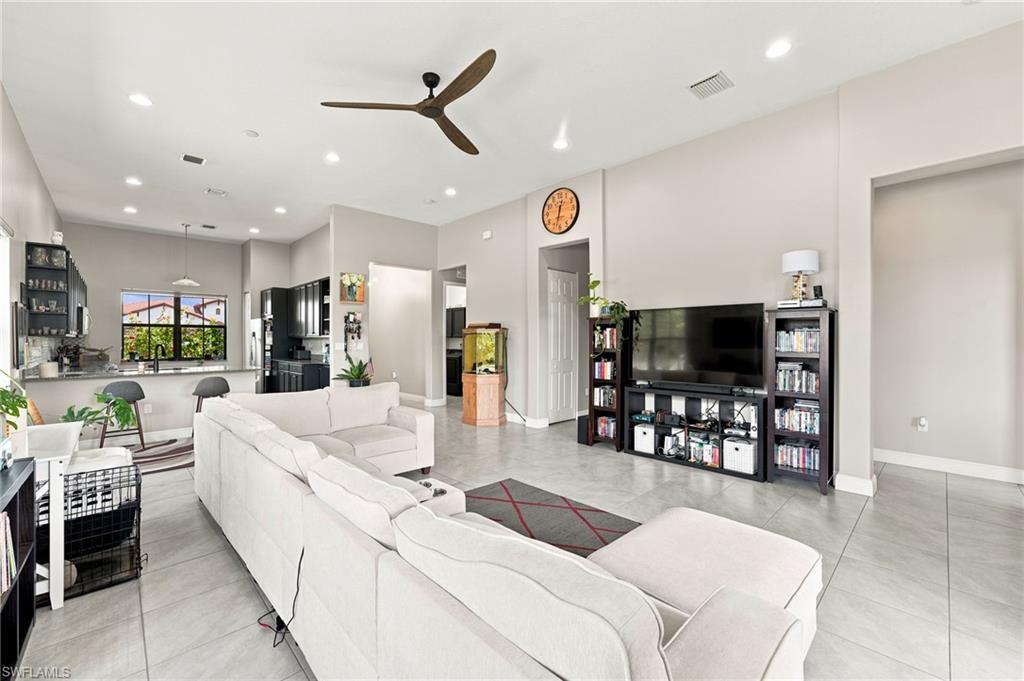 5071 Monza CT photo 13