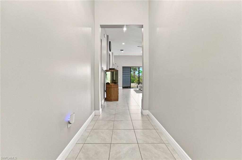5071 Monza CT