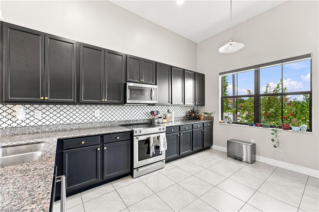 5071 Monza CT photo 9
