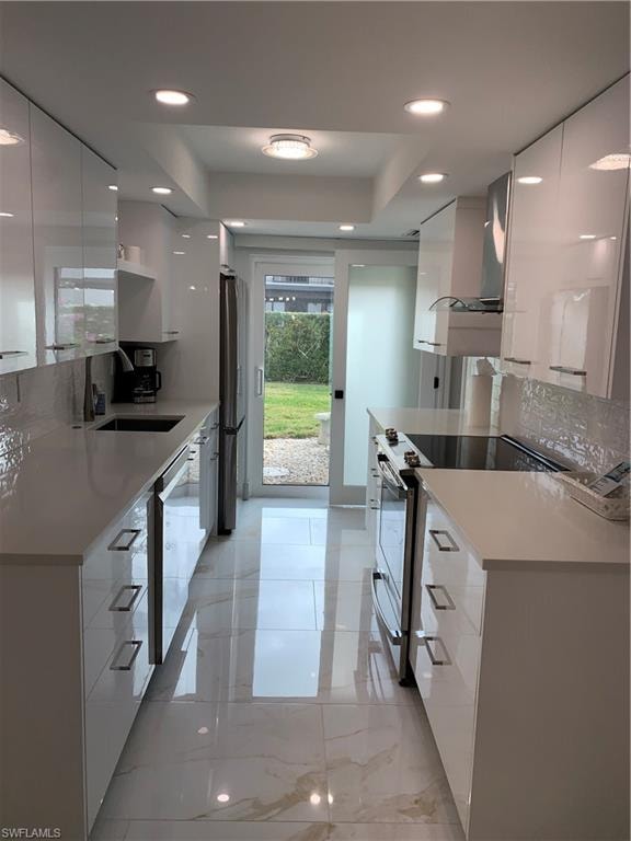 Note: Beautiful Tile Floors throughout!