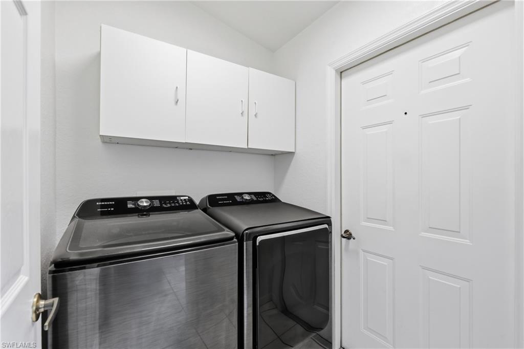 1768 Royal CIR 1402 photo 27