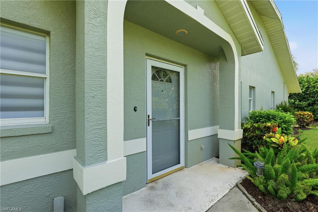 1768 Royal CIR 1402