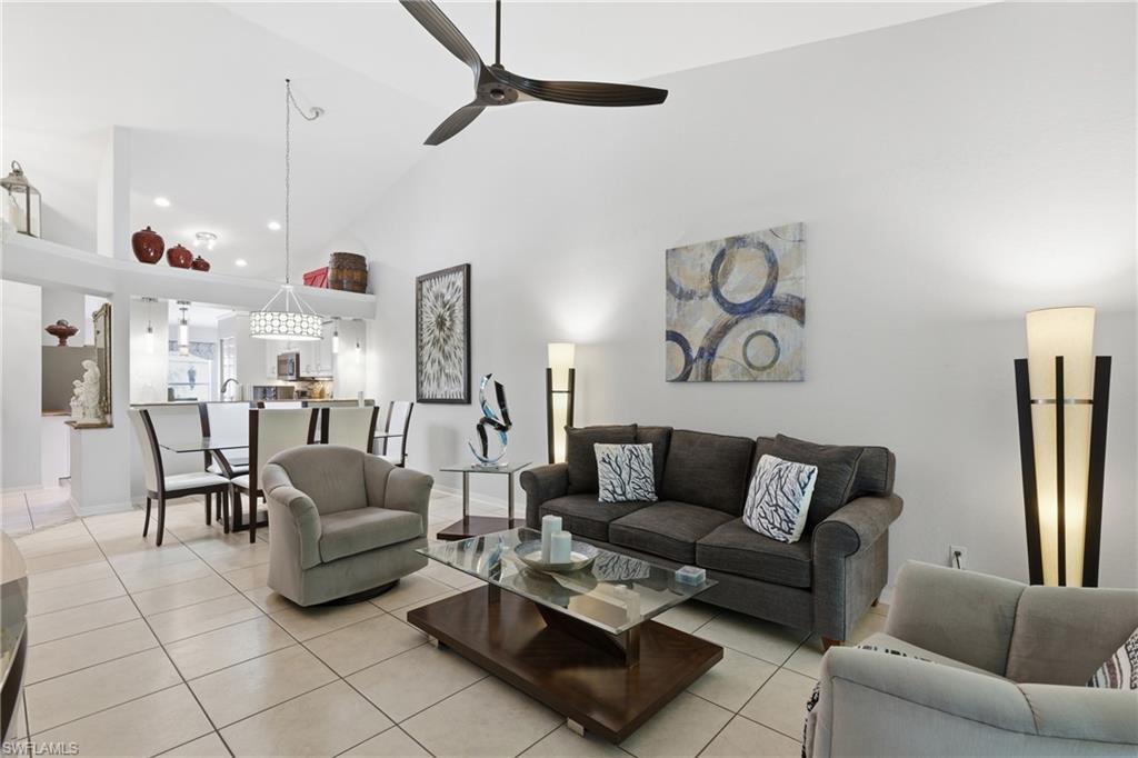 1768 Royal CIR 1402 photo 9