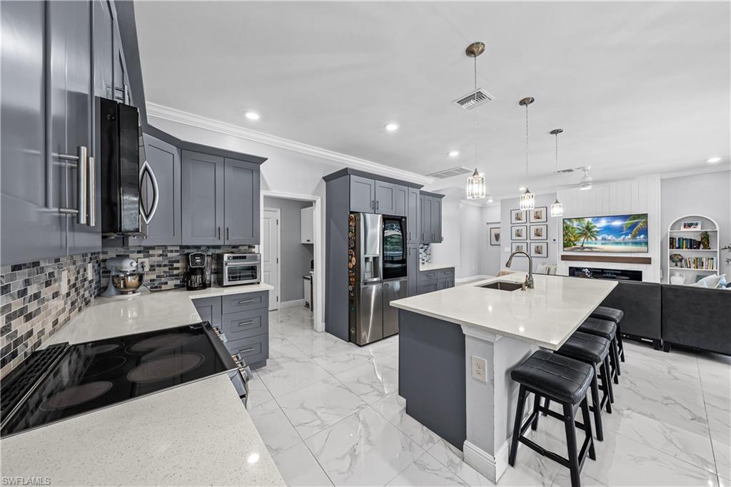 1405 Bruce AVE S photo 8