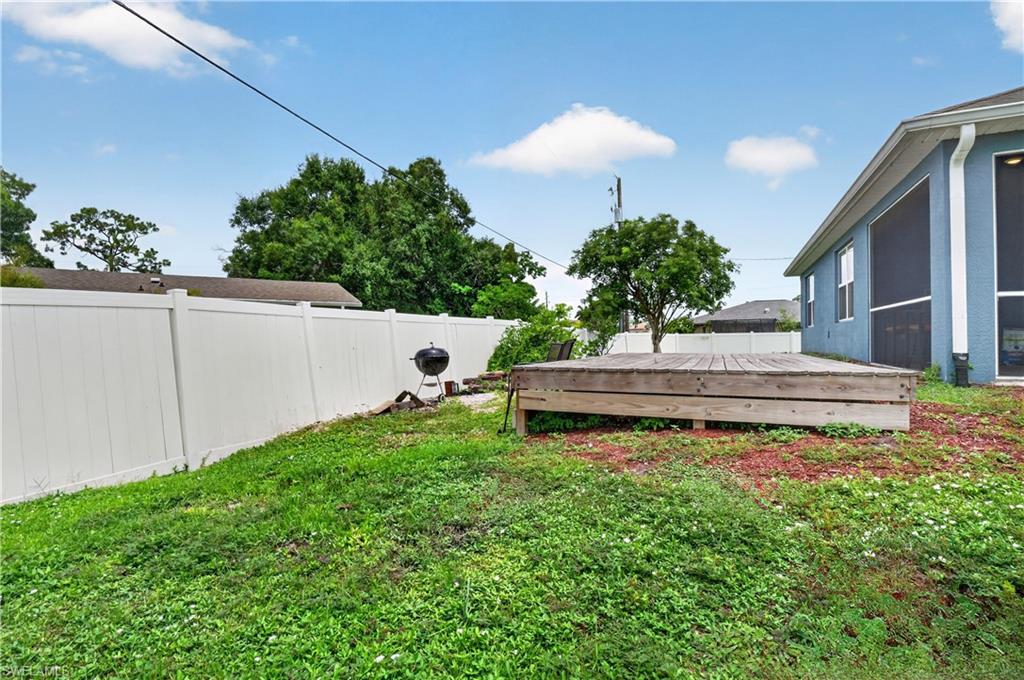 19139 Evergreen RD photo 18