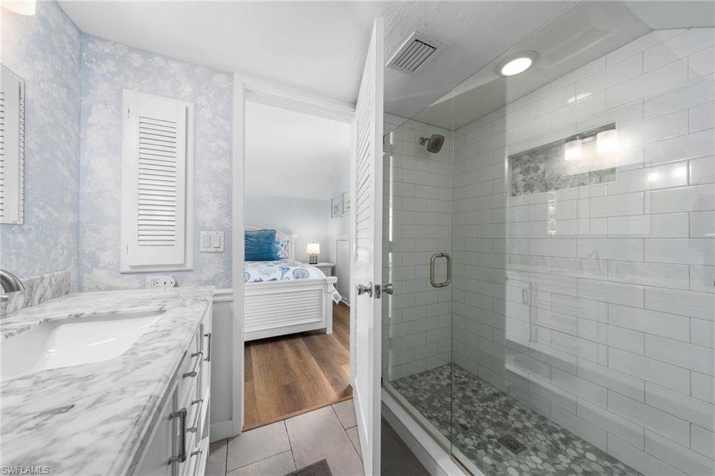 33 Urchin CT photo 24