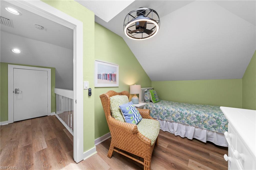 33 Urchin CT photo 31