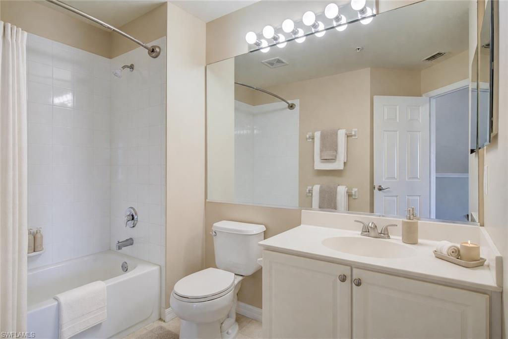 904 Hampton CIR photo 19