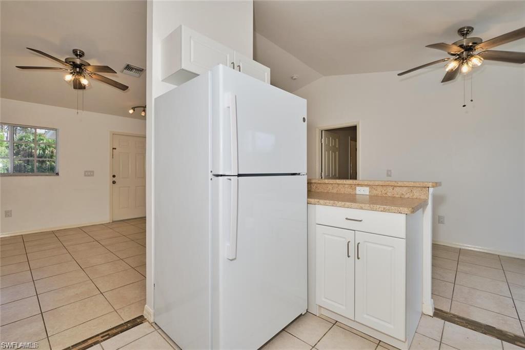 3825/3827 Hollycrest ST photo 19
