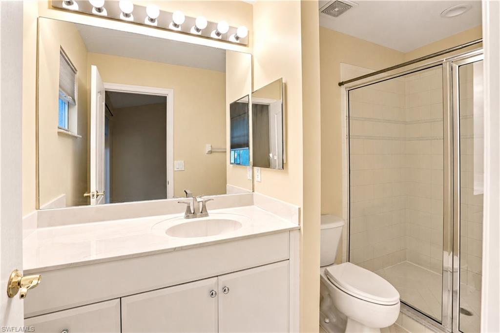 8697 Athena CT photo 18