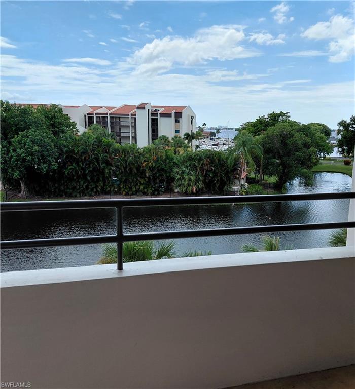 5260 S Landings DR 405 photo 23
