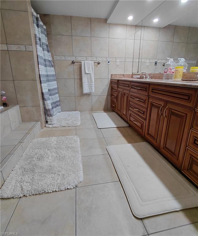5260 S Landings DR 405 photo 10