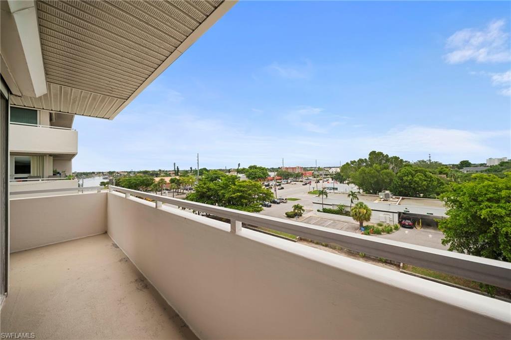 4807 Sunset CT 405 photo 22