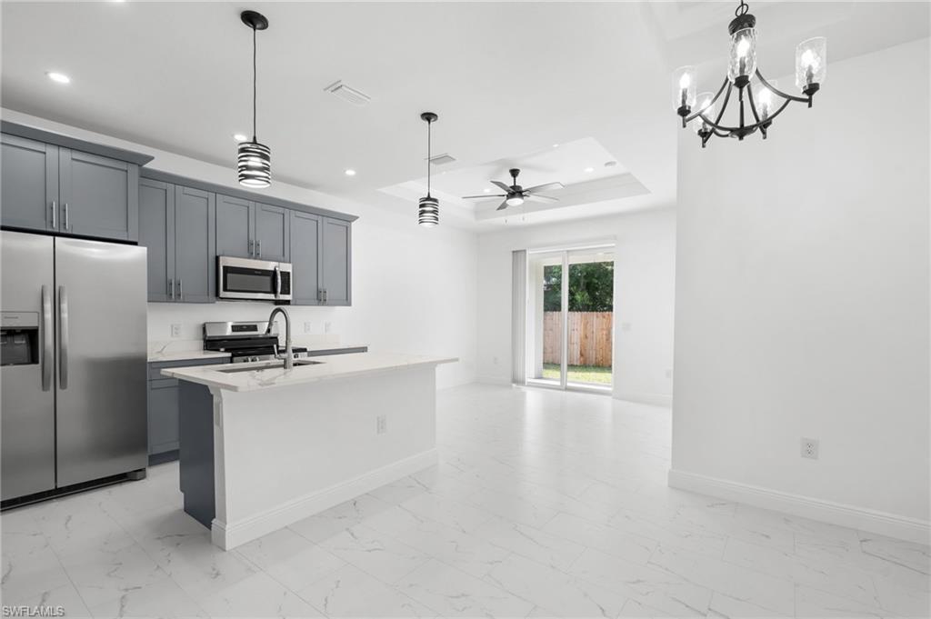 3034 Price AVE