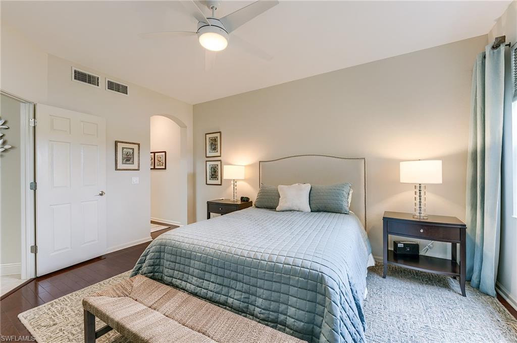 9151 Palmetto Ridge DR 102 photo 17