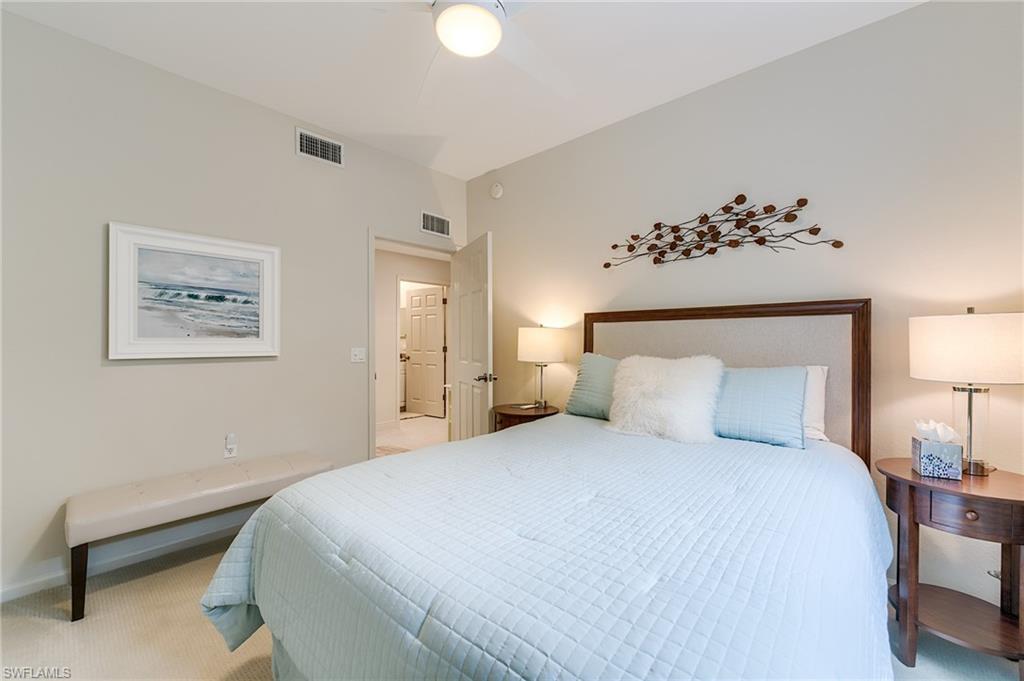 9151 Palmetto Ridge DR 102 photo 21