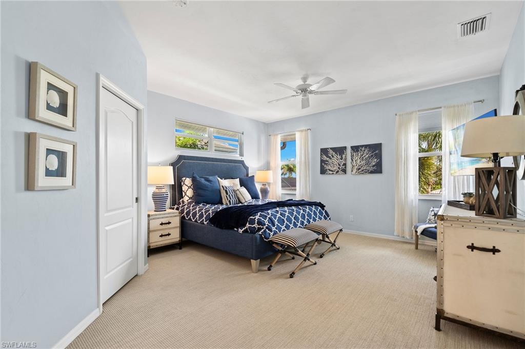 Guest Bedroom with private en-suite!