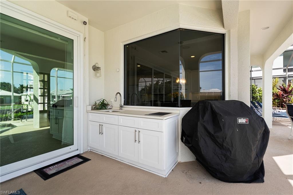 The ultimate indoor-outdoor lifestyle!