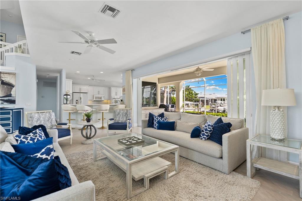 The ultimate indoor-outdoor lifestyle!