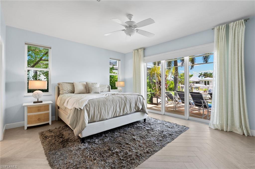 Wake up to wide water views!