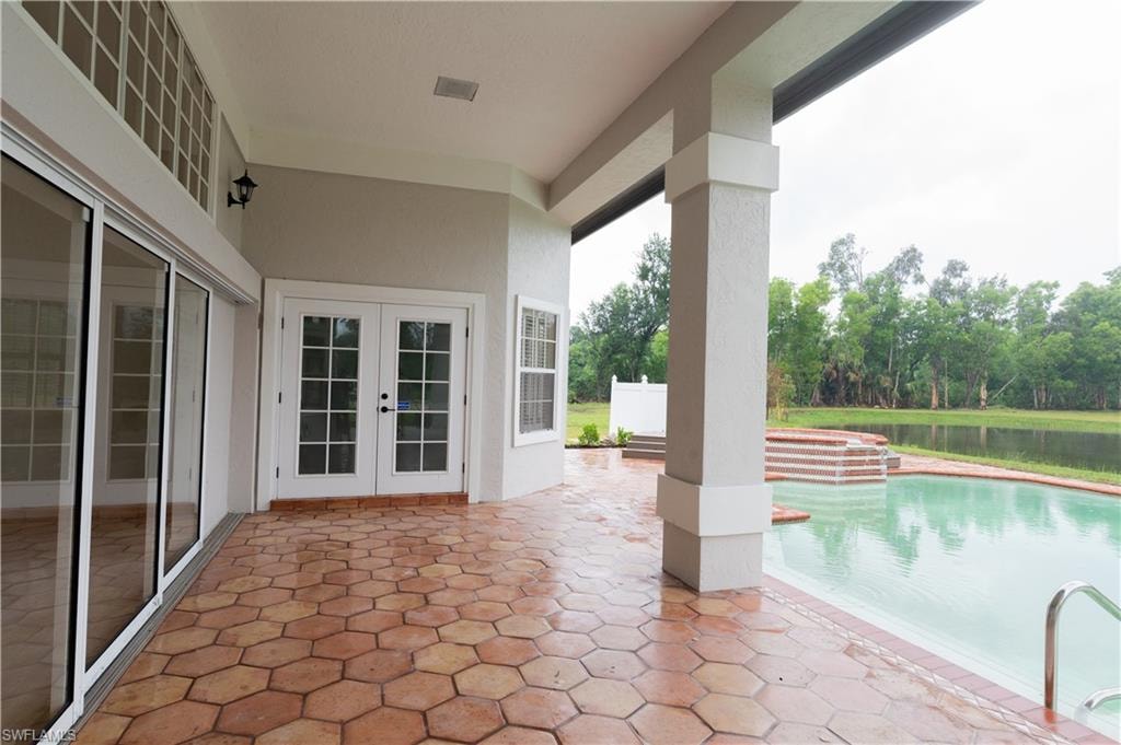 15200 Sweetwater CT photo 30