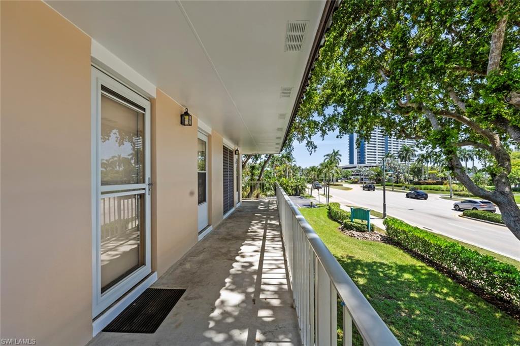 167 Collier BLVD V9 photo 17