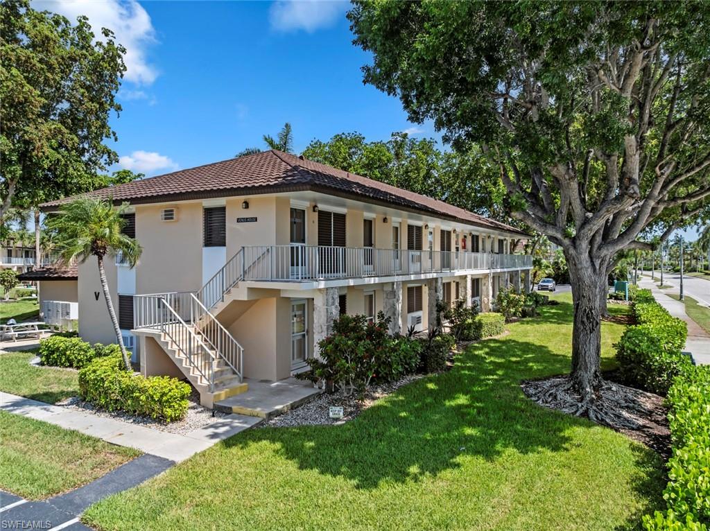 167 Collier BLVD V9 photo 31