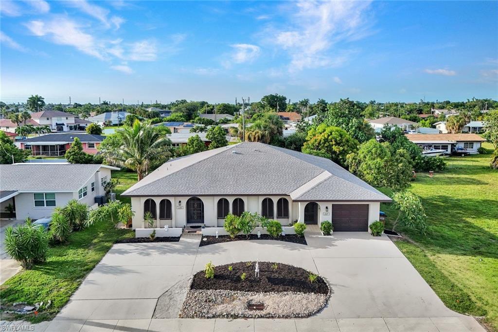 227-225 Cape Coral PKWY E