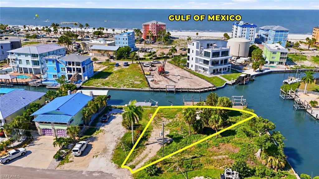 Expansive waterfront parcel with direct canal access - Virtually Edited Image