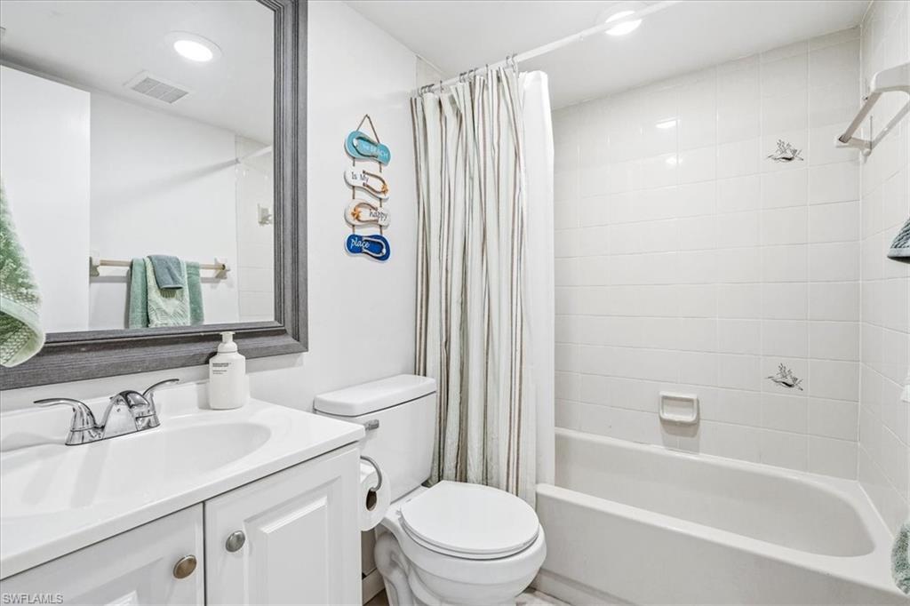4805 Sorrento CT 106 photo 24