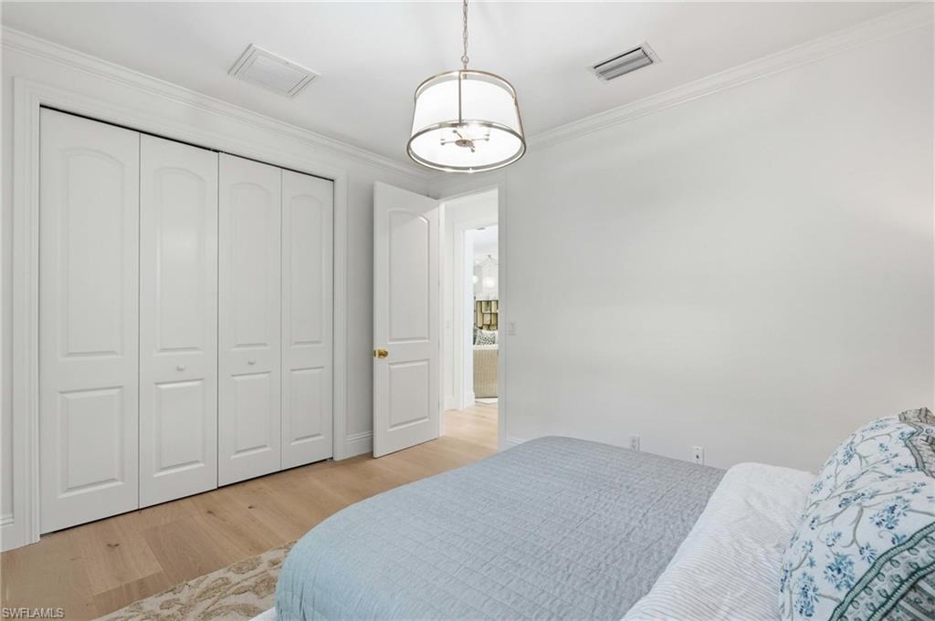 9833 Clear Lake CIR photo 27