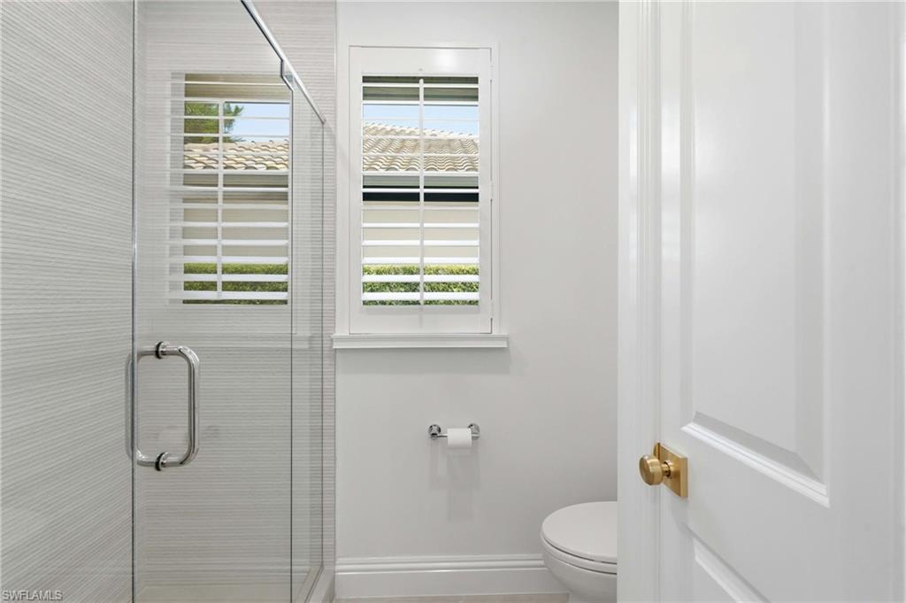 9833 Clear Lake CIR photo 24